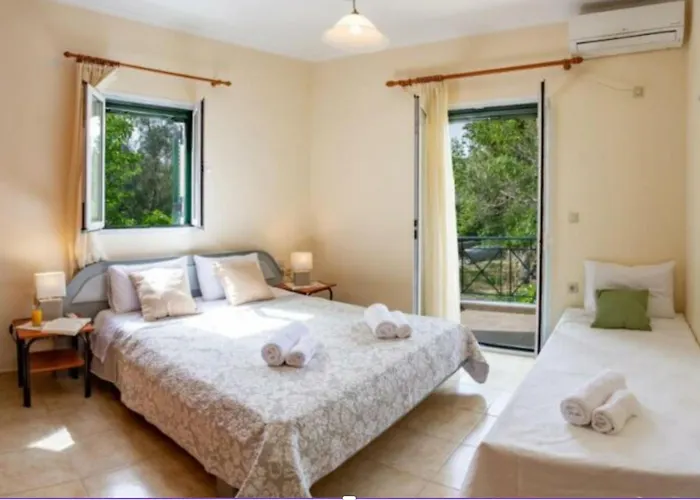 Nikis Country House - Lefkada Bnb Private Parking